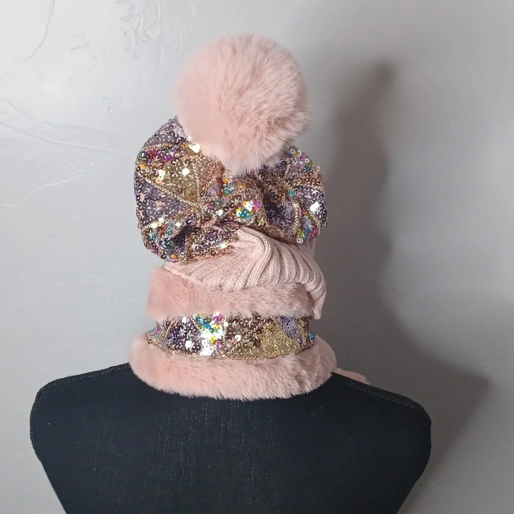 Girl's Winter Knit Hat‎ and Scarf